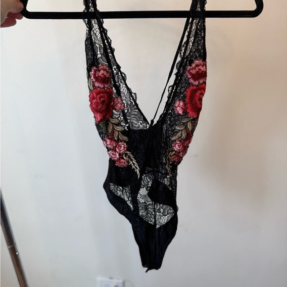 AKIRA Tops - AKIRA Black Lace Bodysuit with Red Floral Embroidery